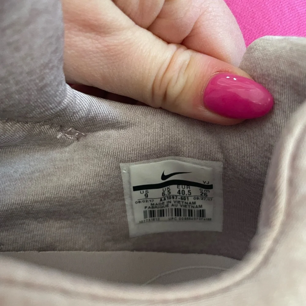 NIKE sneakers - Picture 5 of 5